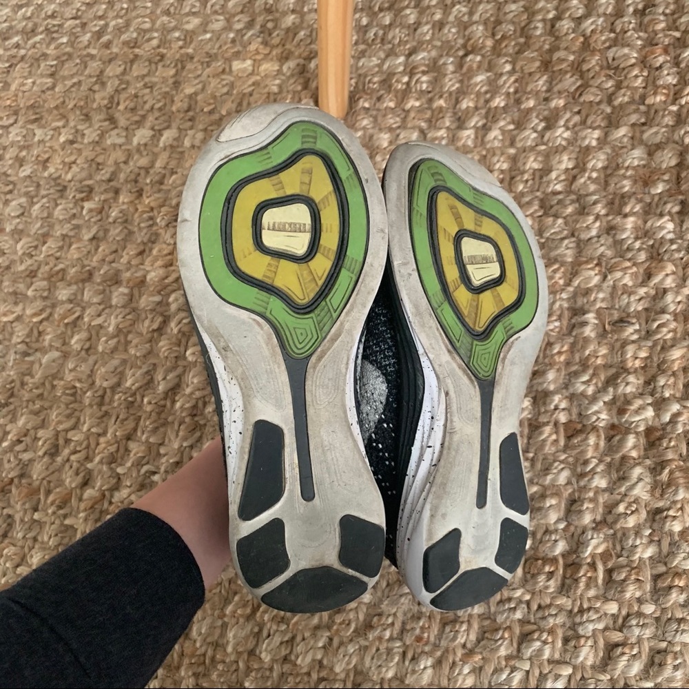 Nike Flyknit Racer Running - Picture 3 of 3